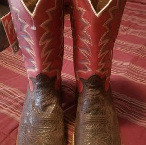 Tony Lama boots
